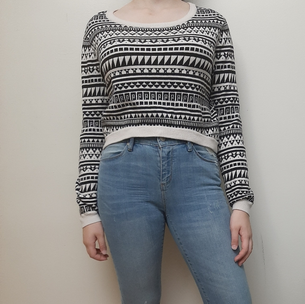 Cropped sweater